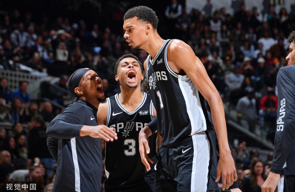 他还利用他 他还利用他